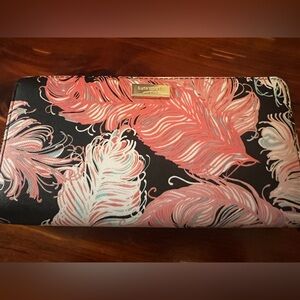 Kate Spade NY Black Saffiano Leather wallet Pink Feather Print. New without tags